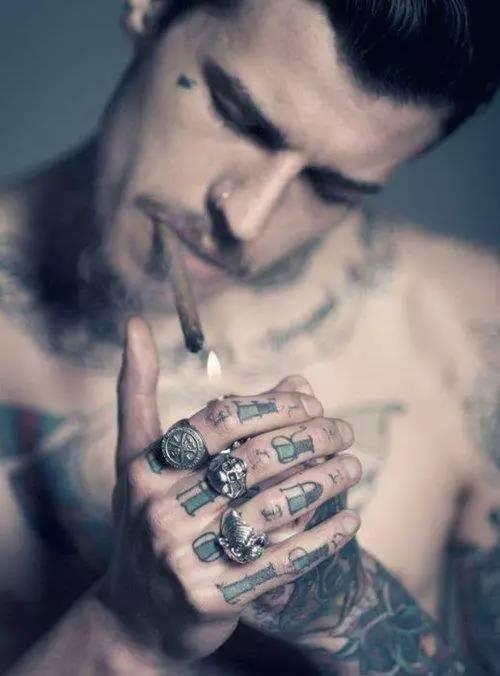 欧美猫头纹身图片男生,男生个性魅力的独特印记