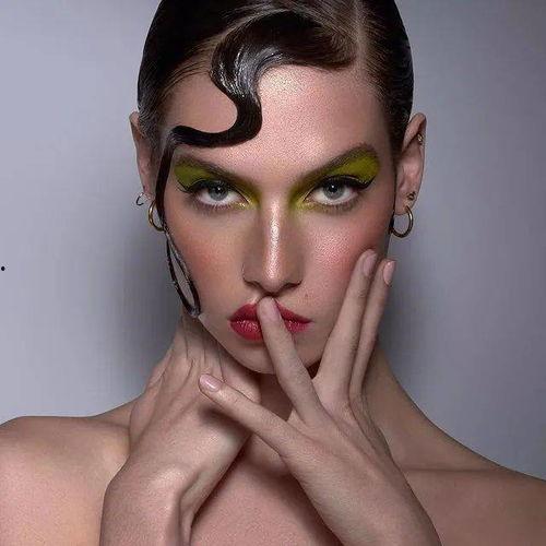 乌托邦欧美妆容图片,欧美妆容的时尚演绎